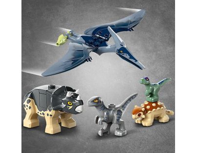 LEGO® Jurassic World 76963 Záchranářské středisko pro dinosauří mláďata