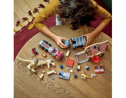 LEGO® Jurassic World™ 76948 Útěk T-rexe a Atrociraptora - Poškozený obal
