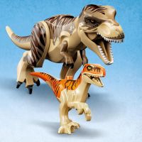 LEGO® Jurassic World™ 76948 Útěk T-rexe a Atrociraptora 6