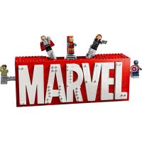 LEGO® Marvel 76313 Logo MARVEL a minifigurky 2