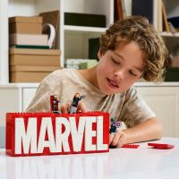 LEGO® Marvel 76313 Logo MARVEL a minifigurky 3