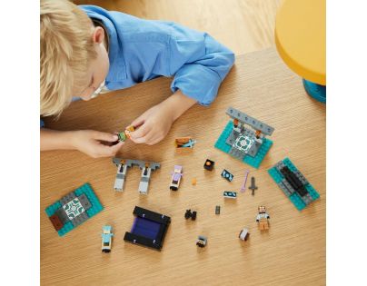 LEGO® Minecraft® 21252 Zbrojnice - Poškozený obal