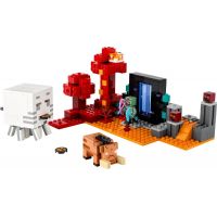 LEGO® Minecraft® 21255 Přepadení v portálu do Netheru 2