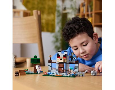 LEGO® Minecraft® 21261 Vlčí pevnost