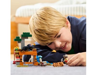LEGO® Minecraft® 21269 Výprava do dolu a pásovec - Poškozený obal