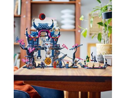 LEGO® NINJAGO® 71813 Stínové dojo vlčí masky