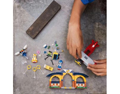 LEGO® Sonic The Hedgehog™ 76991 Tailsova dílna a letadlo Tornádo