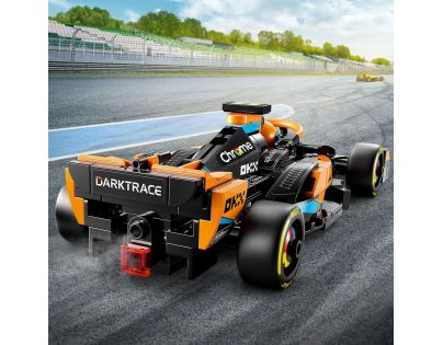 LEGO® Speed Champions 76919 Závodní auto McLaren Formule 1 2023 - Poškozený obal