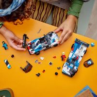 LEGO® Speed Champions 76922 Závodní auta BMW M4 GT3 a BMW M Hybrid V8 - Poškozený obal 4