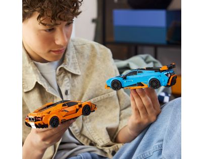 LEGO® Speed Champions 77238 Lamborghini Revuelto a Huracán STO