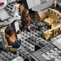 LEGO® Star Wars™ 75257 Millennium Falcon™ 6