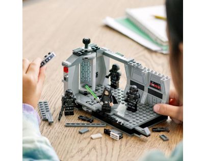LEGO® Star Wars™ 75324 Útok Dark trooperů