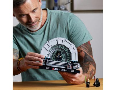 LEGO® Star Wars™ 75352 Císařův trůnní sál Diorama