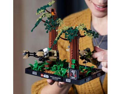LEGO® Star Wars™ 75353 Honička spídrů na planetě Endor™ Diorama