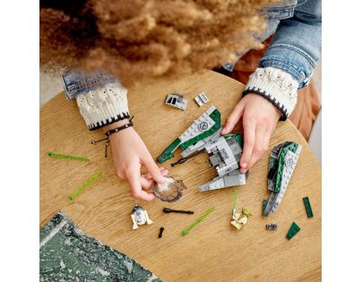 LEGO® Star Wars™ 75360 Yodova jediská stíhačka