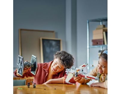 LEGO® Star Wars™ 75393 Stíhačka TIE a X-wing – kombinovaná stavebnice