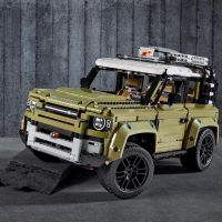 LEGO® Technic 42110 Land Rover Defender 4