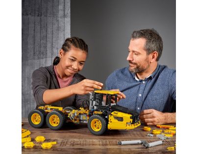 LEGO® Technic 42114 Kloubový dampr Volvo 6x6