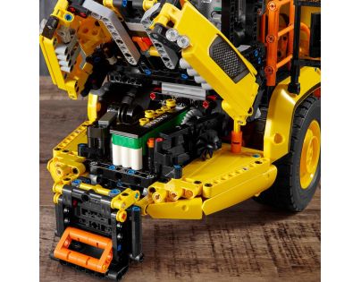 LEGO® Technic 42114 Kloubový dampr Volvo 6x6