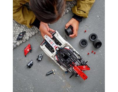 LEGO® Technic 42137 Formule E® Porsche 99X Electric