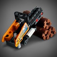 LEGO® Technic 42139 Terénní vozidlo 6