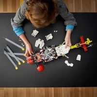 LEGO® Technic 42145 Záchranářský vrtulník Airbus H175 - Poškozený obal 4