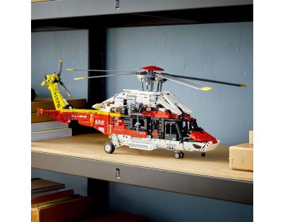LEGO® Technic 42145 Záchranářský vrtulník Airbus H175 - Poškozený obal