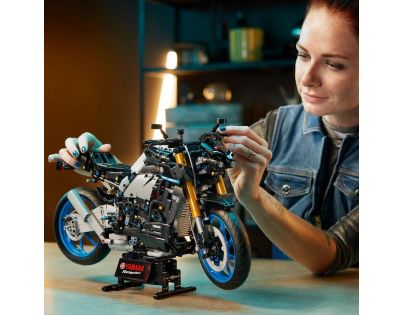 LEGO® Technic 42159 Yamaha MT-10 SP