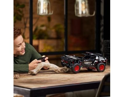 LEGO® Technic 42160 Audi RS Q e-tron