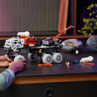 LEGO® Technic 42180 Průzkumné vozítko s posádkou na Marsu 4