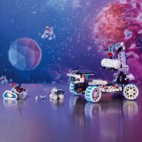 LEGO® Technic 42211 Lunární rover Lunar Outpost™ 4