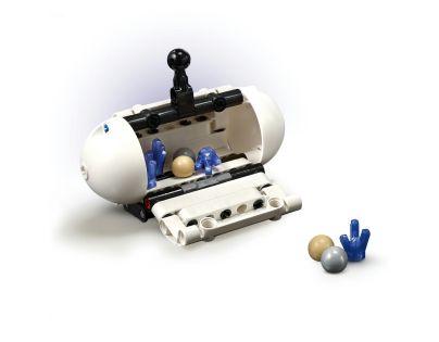 LEGO® Technic 42211 Lunární rover Lunar Outpost™