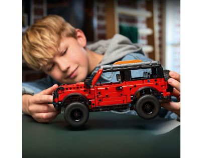LEGO® Technic 42213 SUV Ford Bronco®