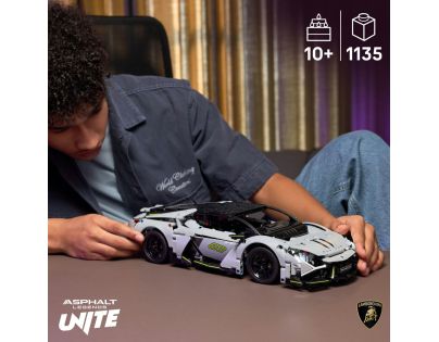 LEGO® Technic 42214 Lamborghini Revuelto