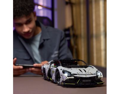 LEGO® Technic 42214 Lamborghini Revuelto