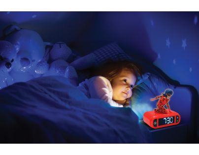 Lexibook Budík Kouzelná Beruška se svítící figurkou