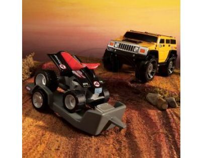Little Tikes Hummer s přívěsem