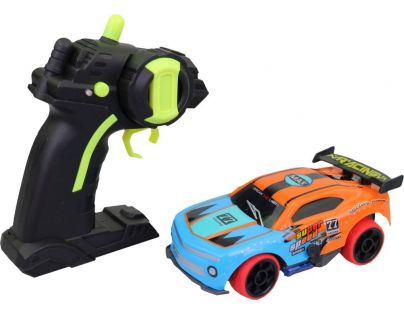 Made Auto závodní na ovládání