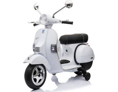Made Elektroskútr Vespa