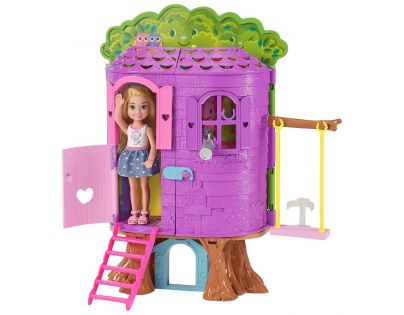 Mattel Barbie Chelsea a domeček na stromě