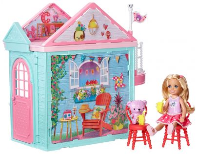 Mattel Barbie Chelsea a domeček