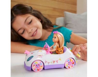 Mattel Barbie Chelsea a kabriolet s nálepkami