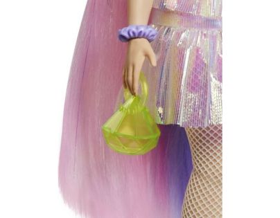 Mattel Barbie Extra v čepici