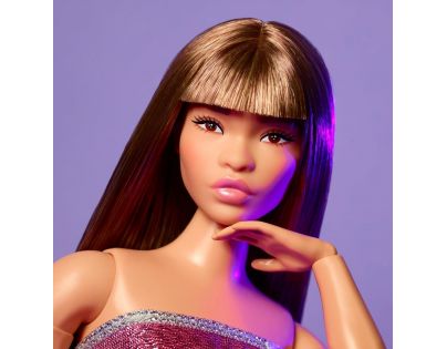 Mattel Barbie Looks brunetka v růžových mini šatech