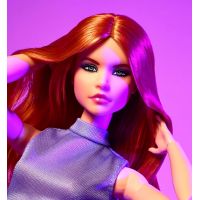 Mattel Barbie Looks rusovláska ve fialovém outfitu 4