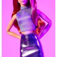 Mattel Barbie Looks rusovláska ve fialovém outfitu 5