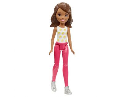 Mattel Barbie Mini panenka červené kalhoty FHV56