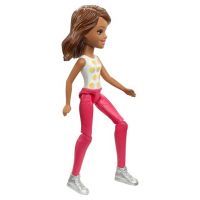 Mattel Barbie Mini panenka červené kalhoty FHV56 2