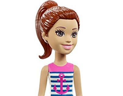 Mattel Barbie Mini panenka modré kraťasy FHV58