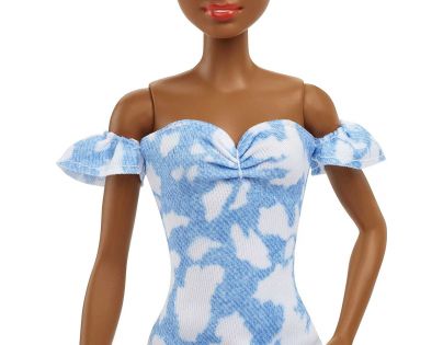 Mattel Barbie modelka džínové šaty HBV17